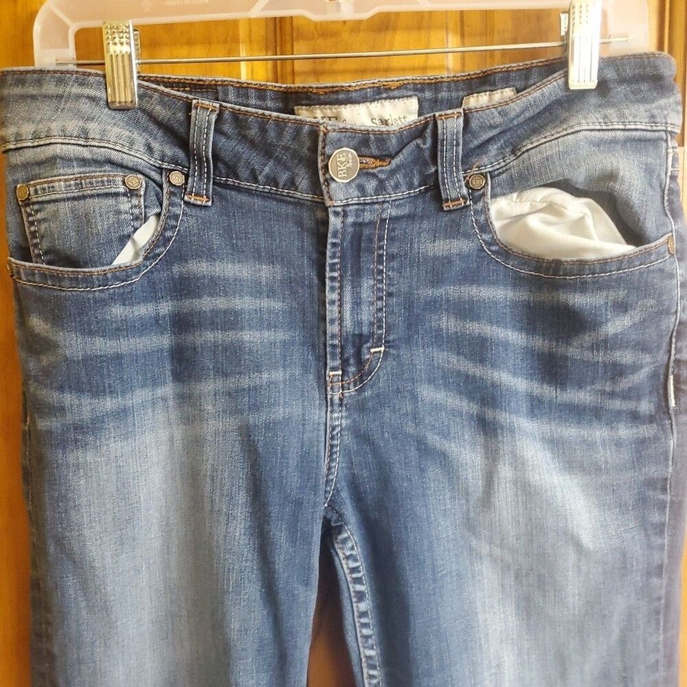 BKE Scarlett Bootcut Jeans Womens Blue Denim Mid Wash Whiskered Casual SEO